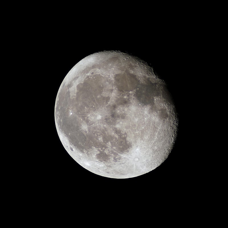 Lunar-Tie-ups